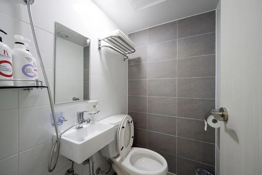 Sunny Guesthouse Seoul City 2*,